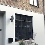 De Oude Dorpsslagerij 3*