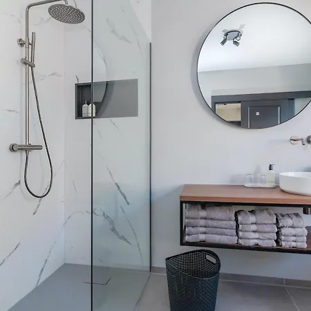 De Oude Dorpsslagerij Bed and breakfast Nuth