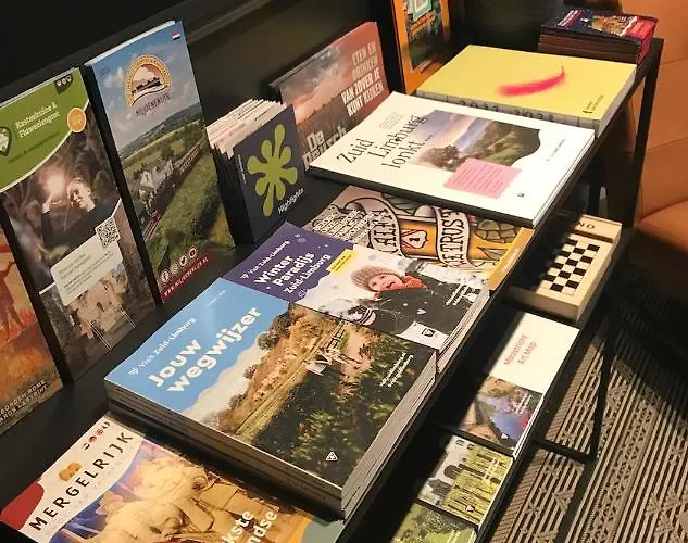 De Oude Dorpsslagerij Bed & Breakfast 3*